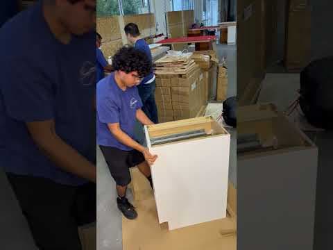 Base Cabinet with 3 Drawers Cabinet Assembly